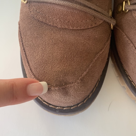 Sports Lug Sole Brown Suede Boots. SIZE 8 - Picture 12 of 15